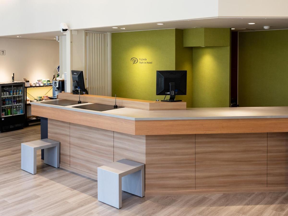 Fujieda Park Inn Hotel Bagian luar foto